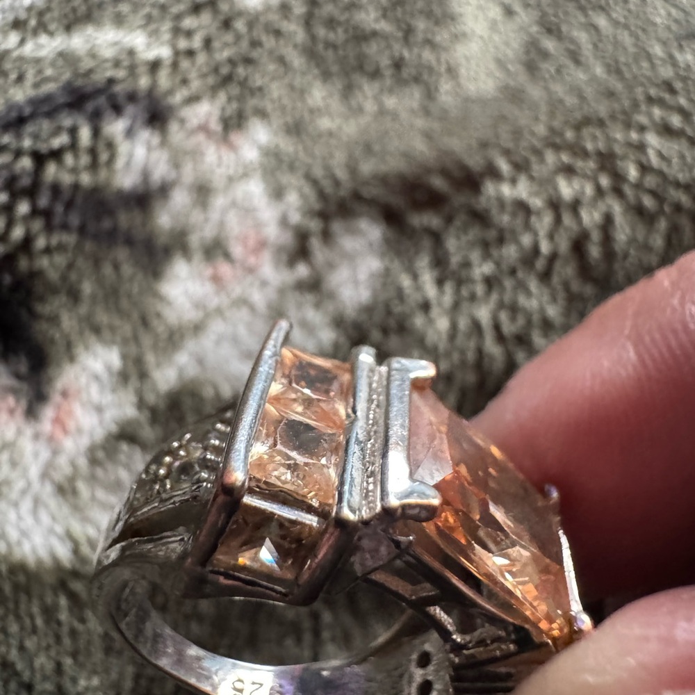 Stylish Silver Ring with Orange Stones 925 silver